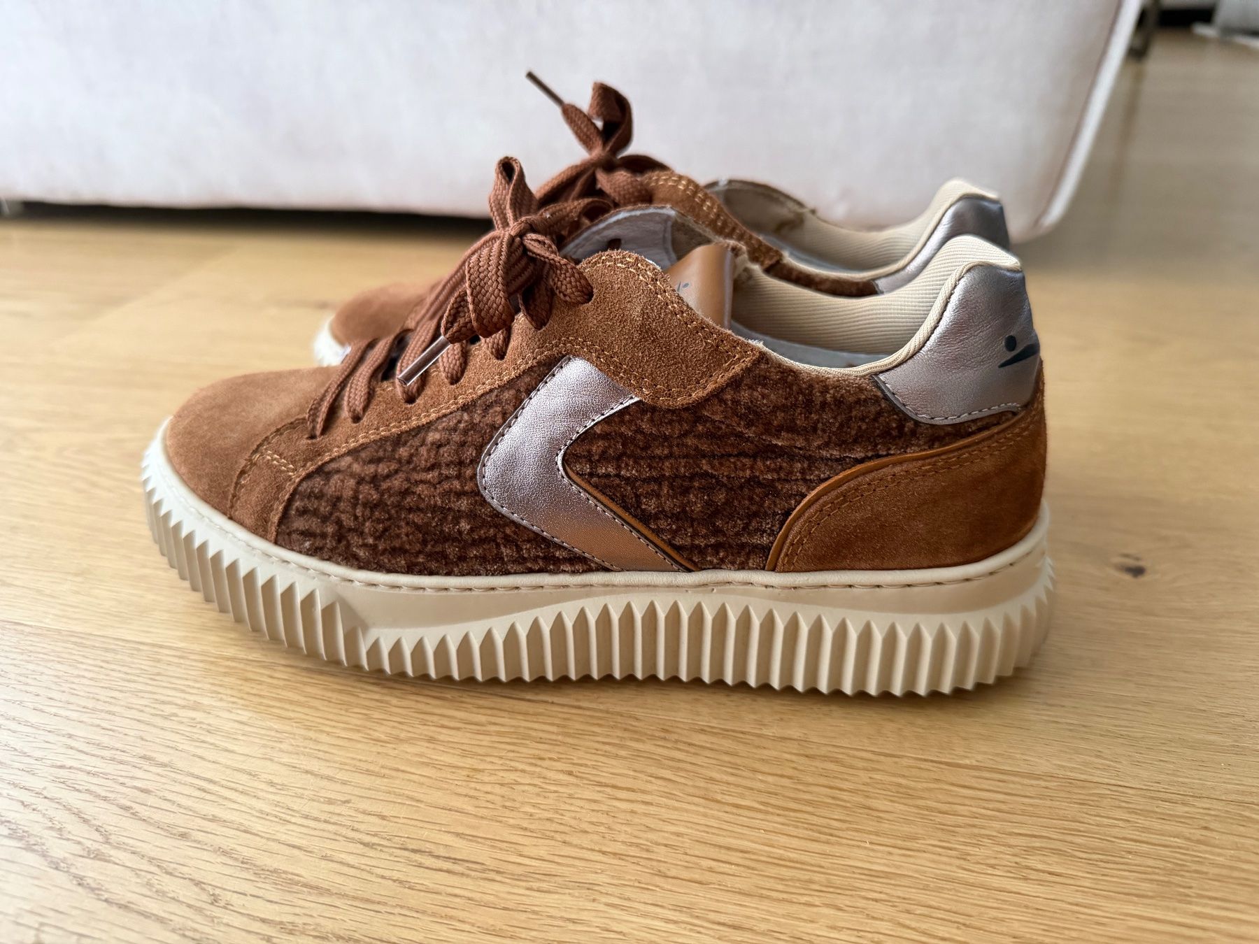 Scarpe da donna: Sneakers von Voile Blanche – Usato da Küsnacht ZH venduto da gpaolini