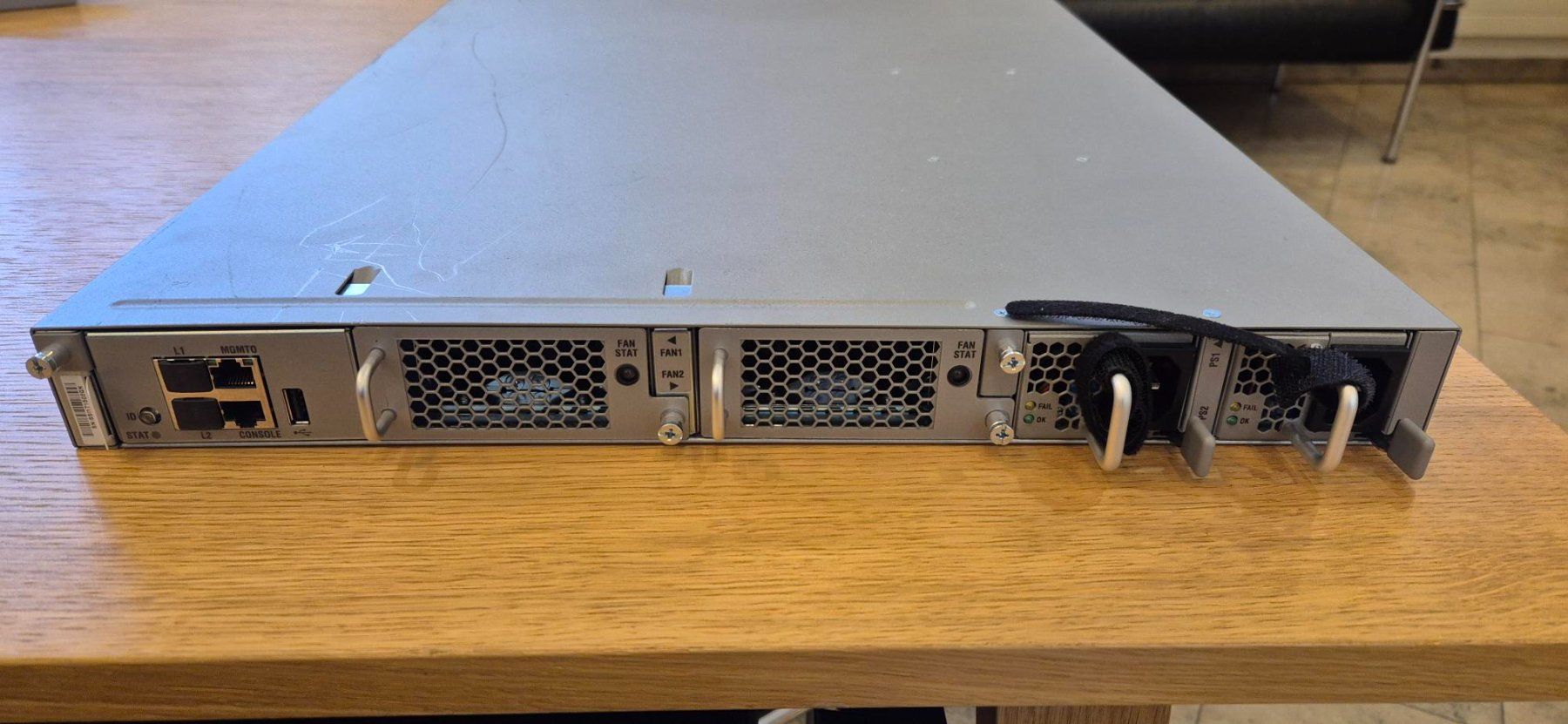 Cisco Alimentazione elettrica: CISCO Network Switch N5K-C5548UP – Usato da Linden venduto da SydalG_ 4