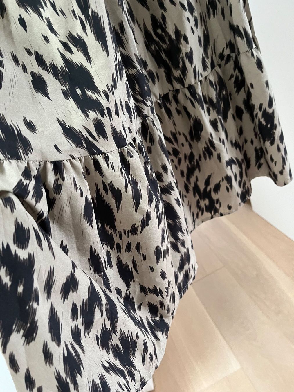 Vestiti: Elegantes bodenlanges Kleid mit Muster – Usato da Uitikon Waldegg venduto da YRH 1