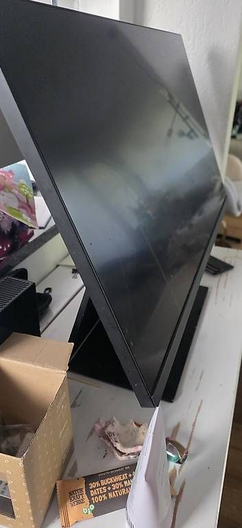 Monitor: Razer 32 Zoll Gaming Bildschirm – Usato da Kriens venduto da jos_6drn
