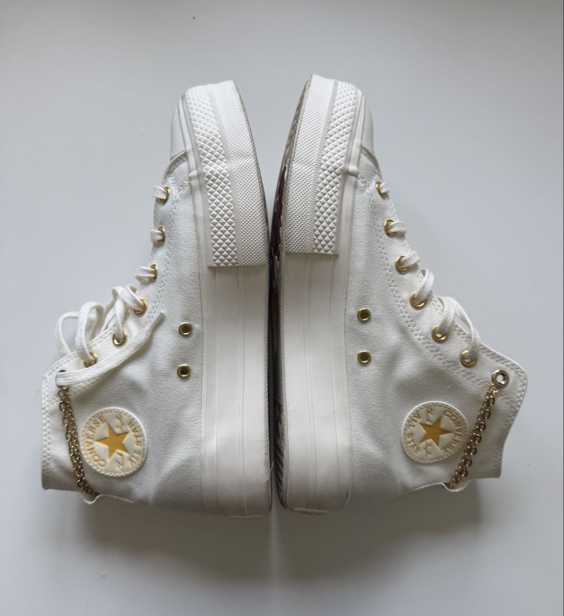 Converse Damenschuhe: Converse Chuck Taylor All Star Sneaker High Gr. 42 – Neu (gemäss Beschreibung) aus Grosswangen von koko_33 2