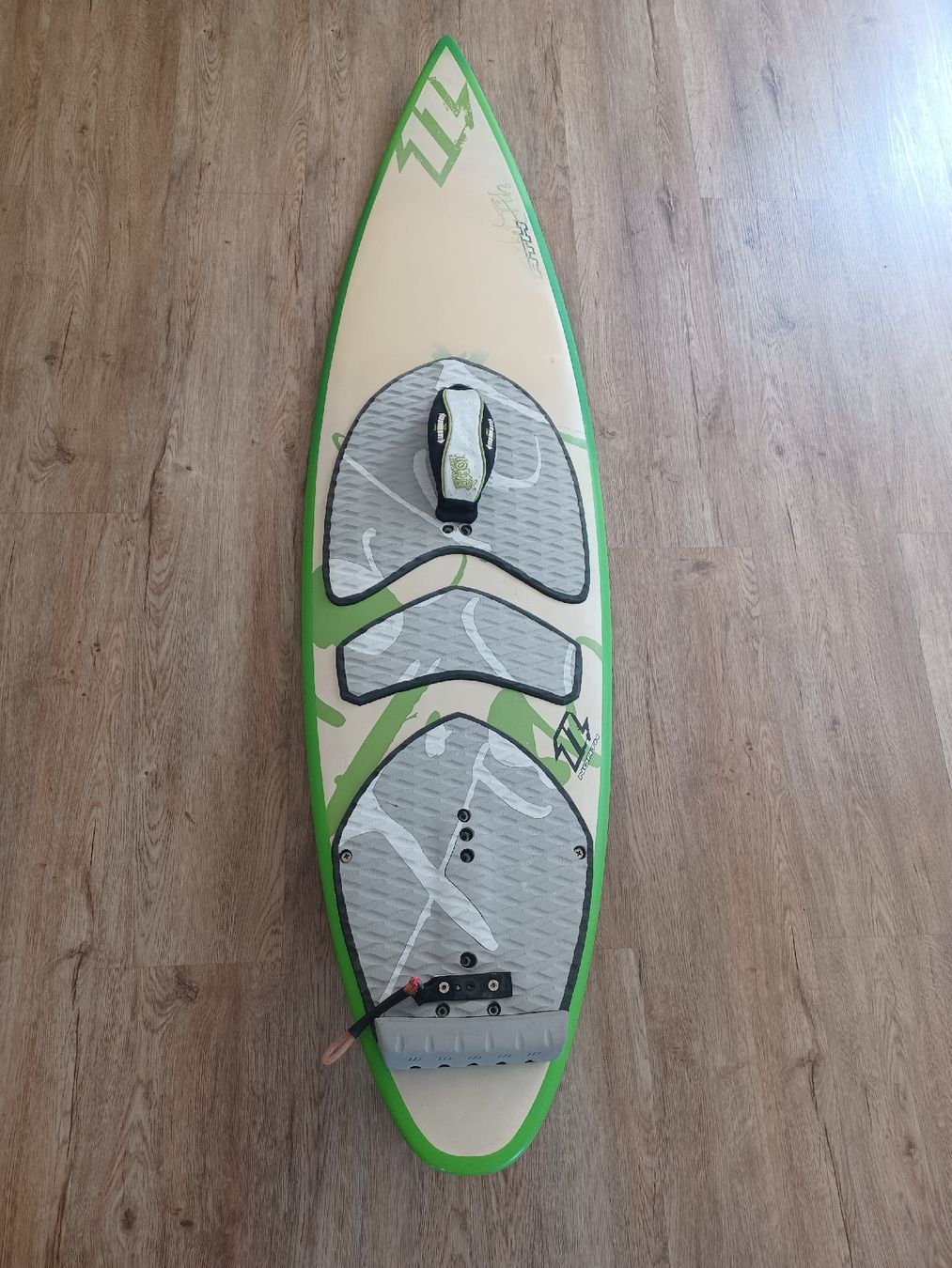 North Kite: kite surf North rocketfish 5'9 – D'occasion à Pfäffikon SZ par jsthi