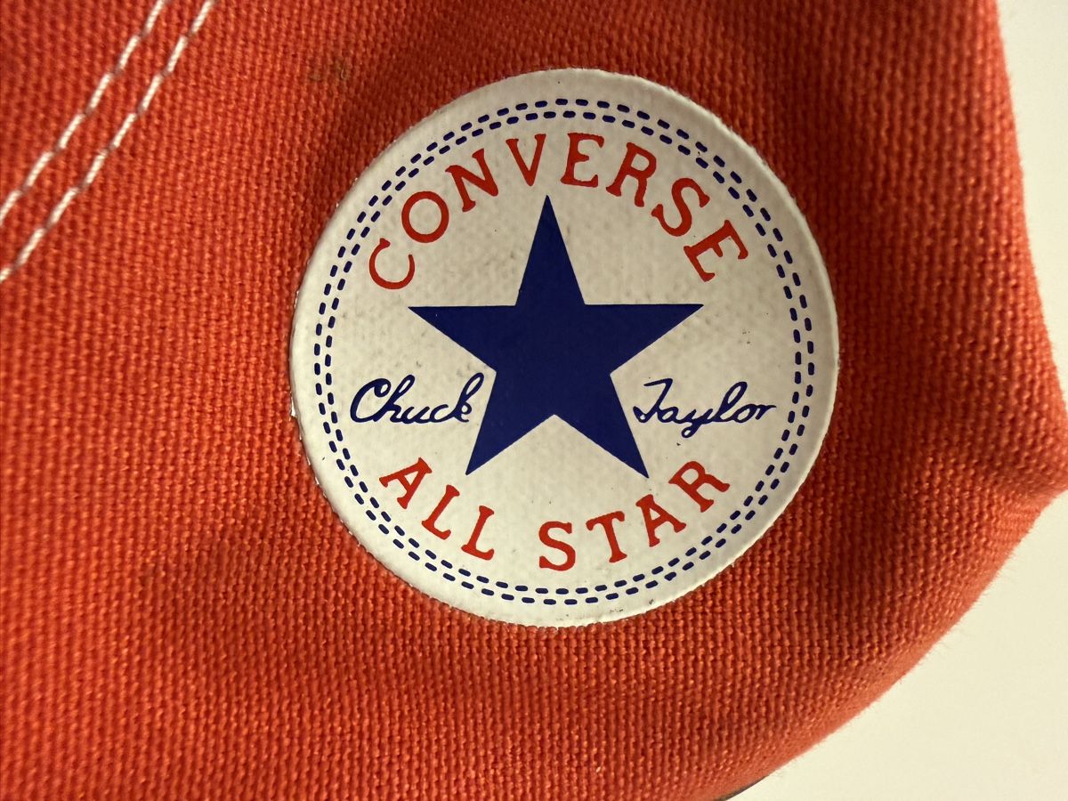 Scarpe da uomo: Converse Chuck Taylor All Star neu Gr. 7 1/2 rot – Usato da Zürich venduto da Jamezone