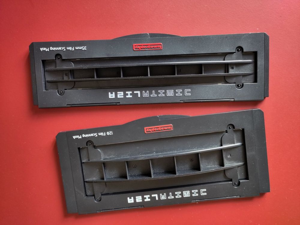 LOMOGRAPHY DigitaLIZA 120 AND 135mm Film Scanning Mask Kaufen auf Ricardo