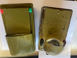 Lampe torche militaire olive, 1 pièce usée, 1 état neuf