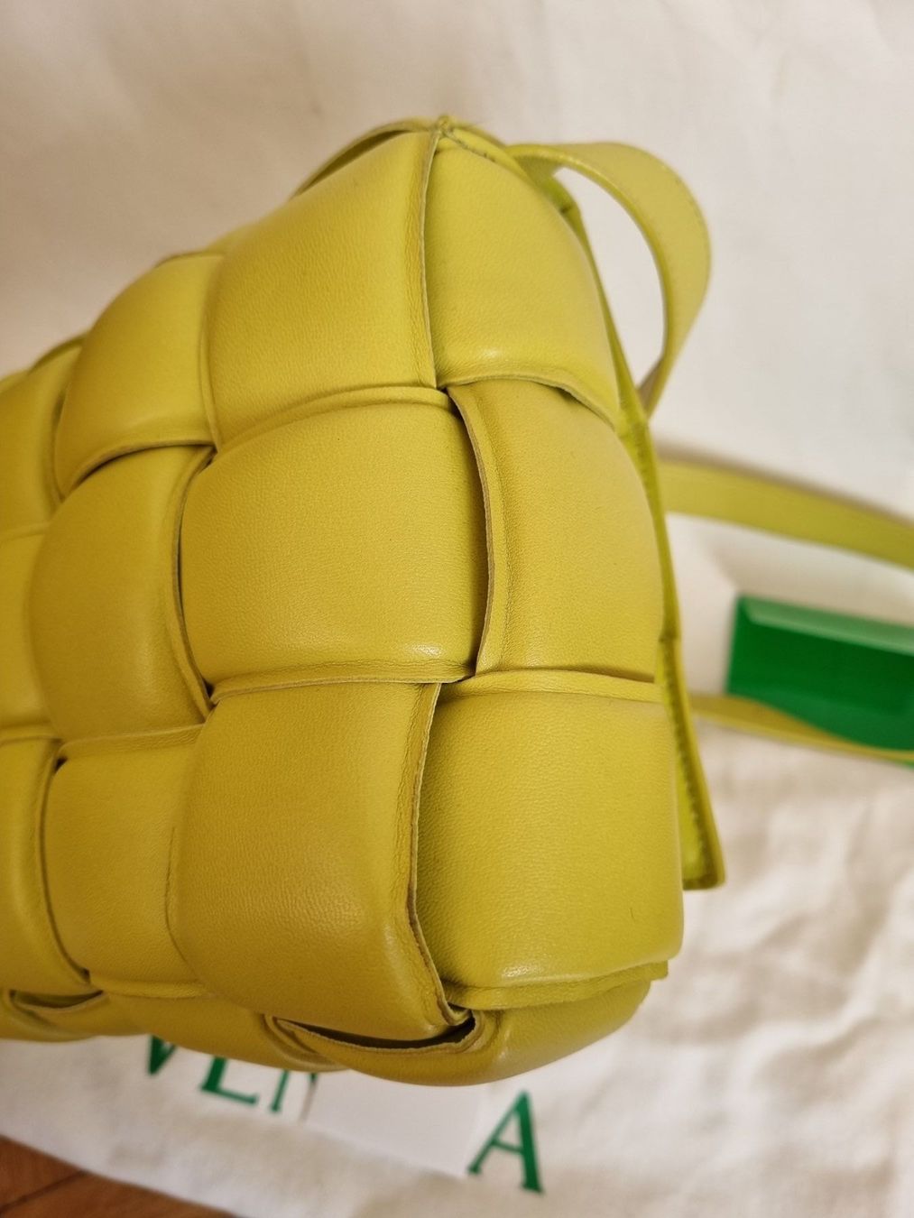 Bottega Veneta Taschen: Bottega Veneta Cassette Bag – Gebraucht aus Zürich von Stila17 7