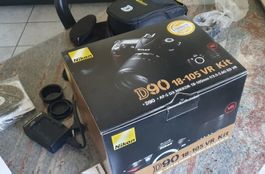 Appareil photo numérique Nikon D90 18-105mm VR Kit