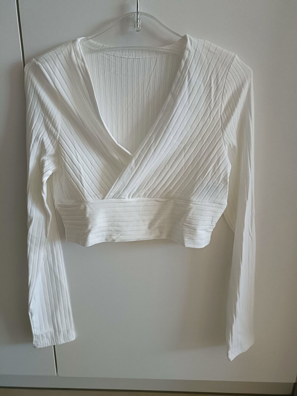 Top: Langarm Crop Top - Grösse M – Nuovo e nell'imballaggio originale da Rickenbach b. Wil venduto da VeryLovelyThings