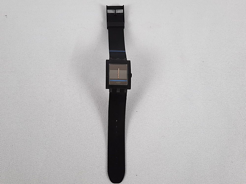 SWATCH swiss Herrenarmbanduhr 2000er schwarz 1