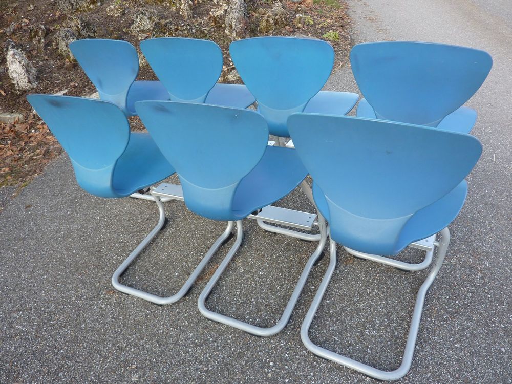56 Stühle Schulstühle Atelierstühle Werkstatt mit Fussraste 8