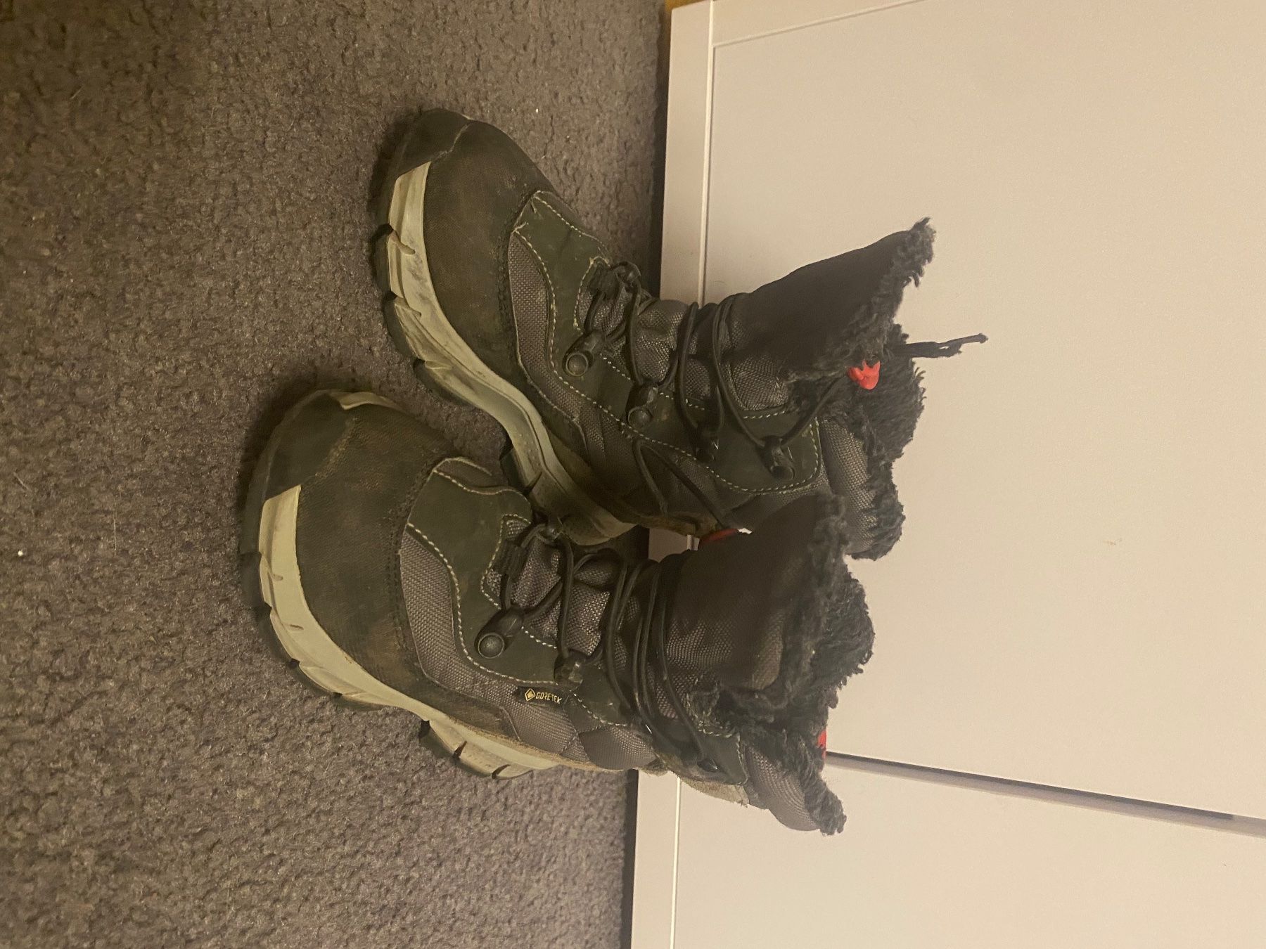 Primigi Schuhe für Jungen: Primigi Winterstiefel schwarz Gr.26 – Gebraucht aus Hinwil von kys_5qrk