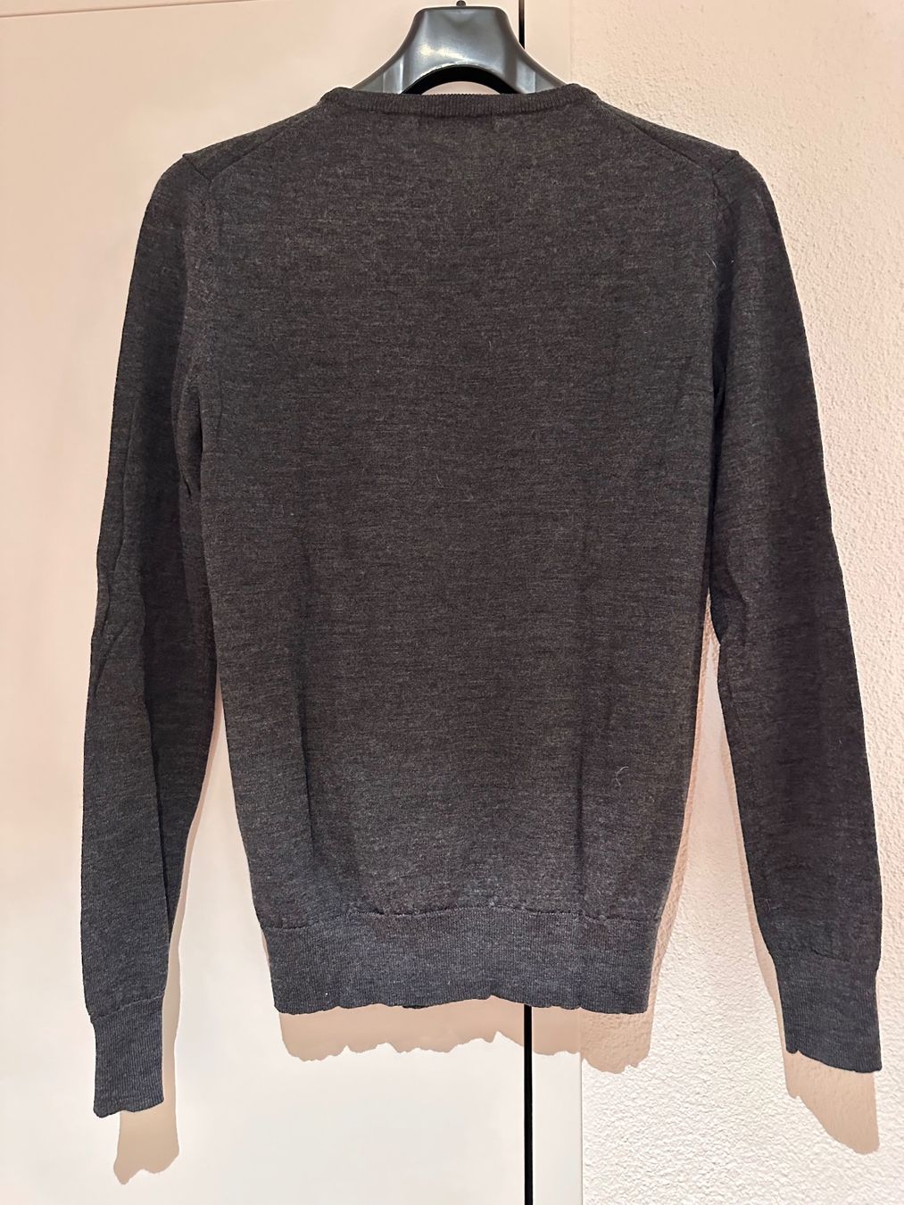 Uniqlo Maglioni & Felpe: Uniqlo Damen Pullover, Grau, Grösse M – Usato da Tuggen venduto da wollistar 3