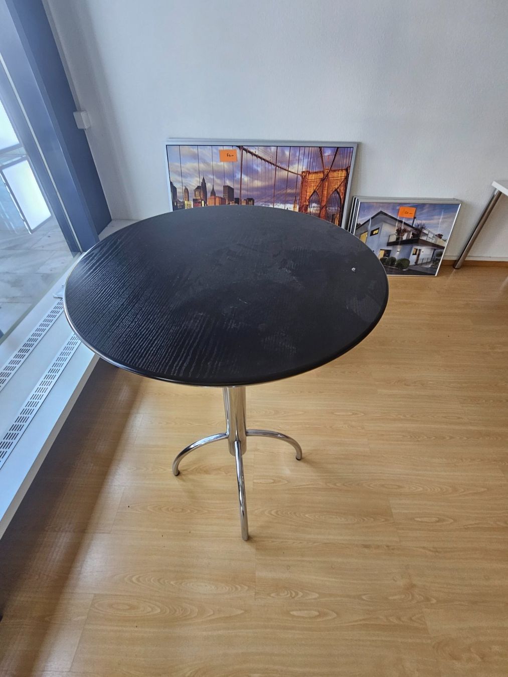 Tische: Stehtisch rund mit Holzplatte – Gebraucht aus Dietikon von holachico64