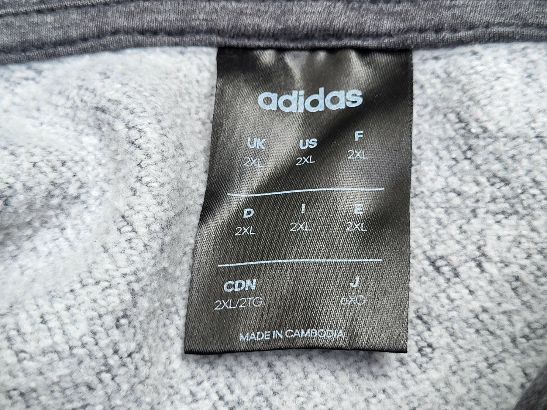 Adidas Pullover & Sweatshirts: Hoodie Adidas grau – Gebraucht aus Uster von gurust 3