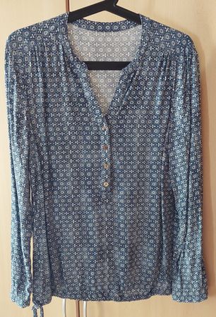 Schöne Bluse M