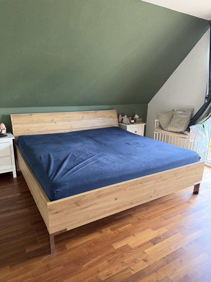 Letti: Bett Holzoptik 200x200 – Usato da Flaach venduto da mireena02