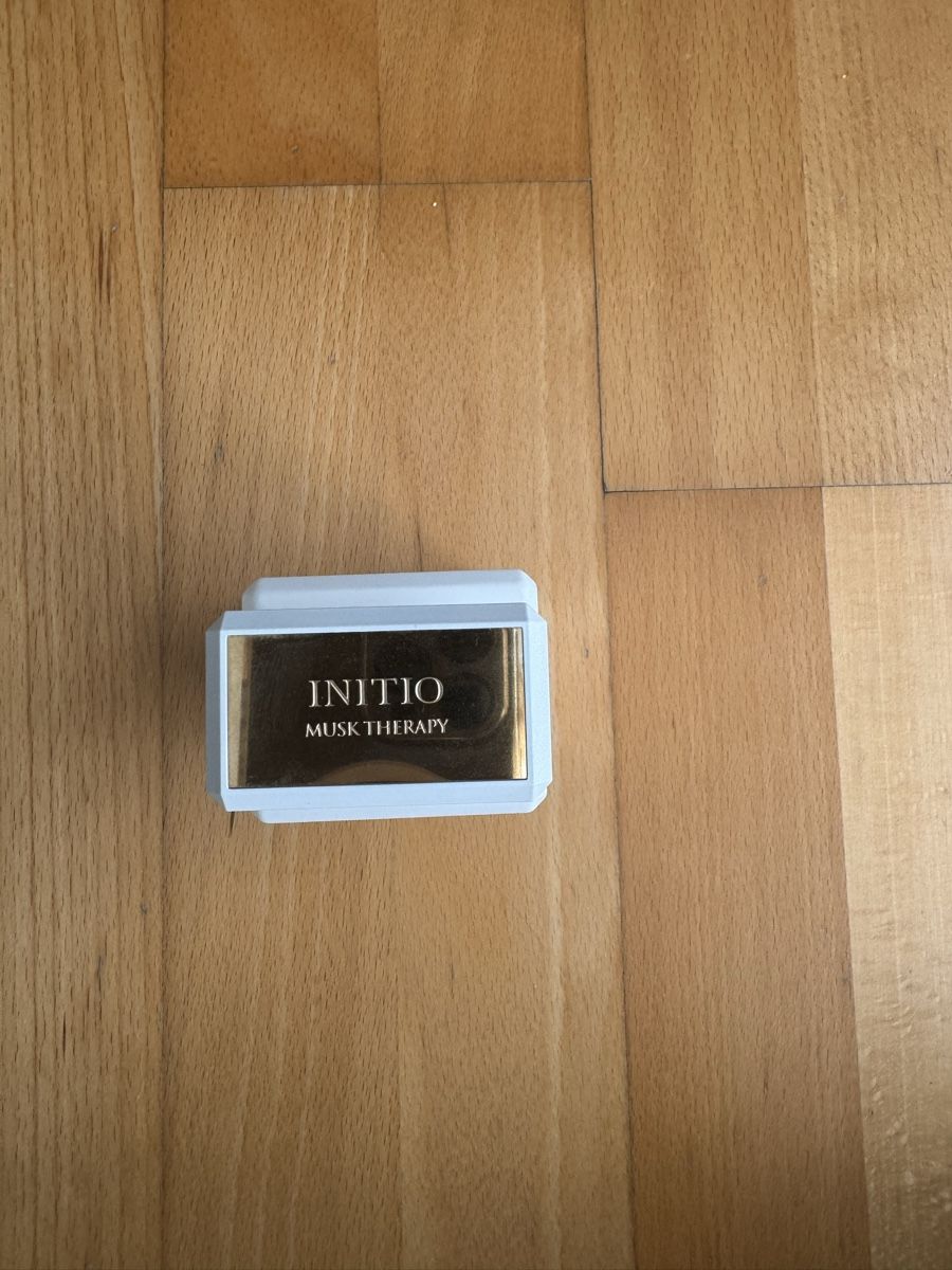Initio Parfum & Eau de Toilette: Initio Musk Therapy Extrait de Parfum gebraucht – Gebraucht aus Volketswil von HDT2 1