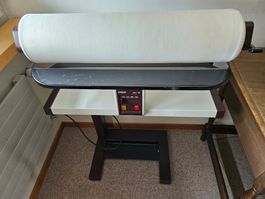 Bügelmaschine - Pfaff Schnellbügler 654 Klappmodell