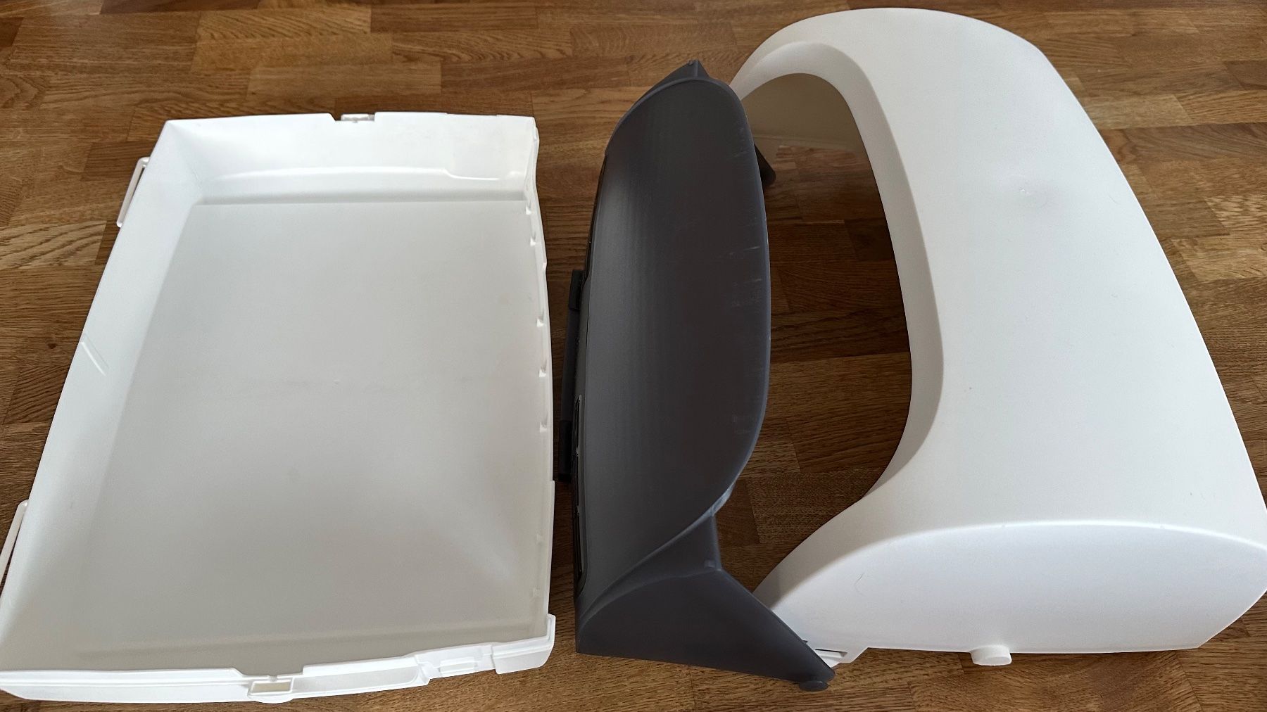 Contenitori & Simili: Portapane Tupperware – Usato da Monte Carasso venduto da fritzgerald 2