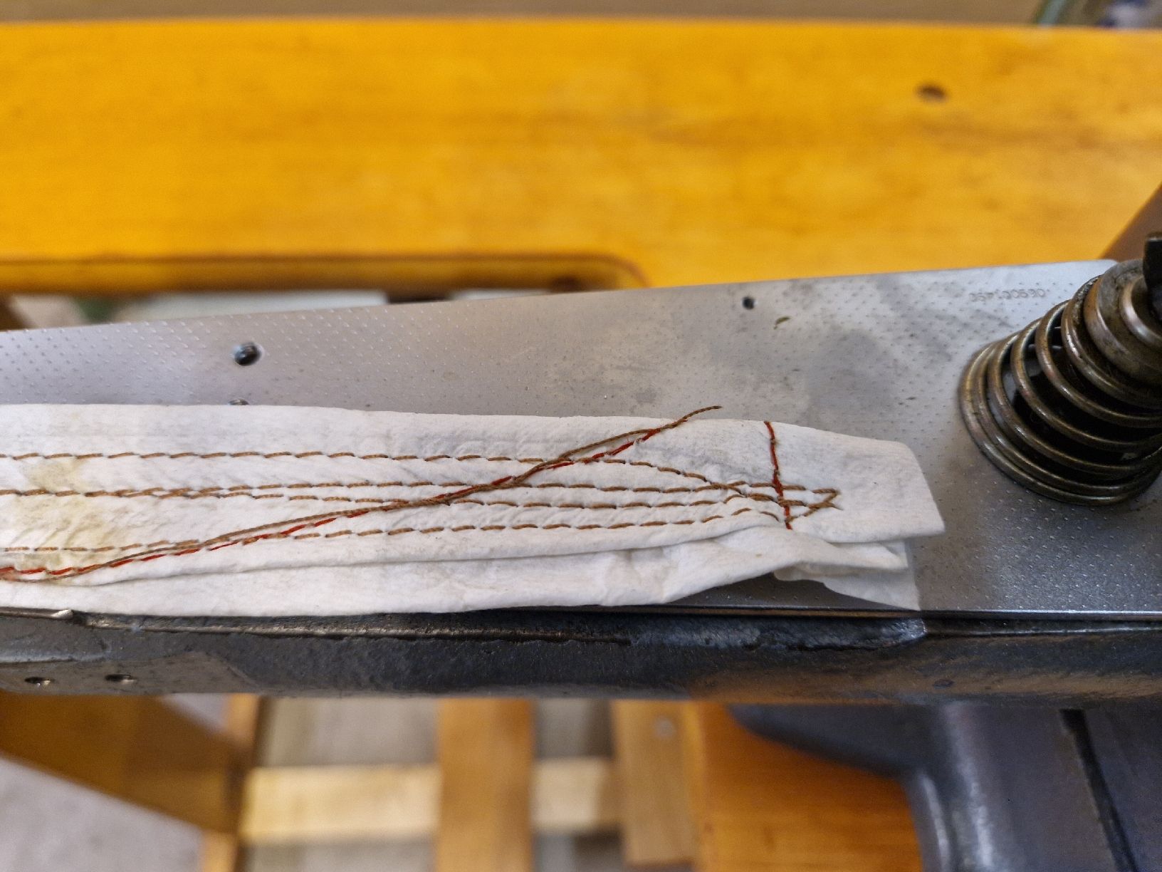 Pfaff Machines à coudre: Pfaff Freiarm 169 – D'occasion à Wahlen b. Laufen par Martin350 2
