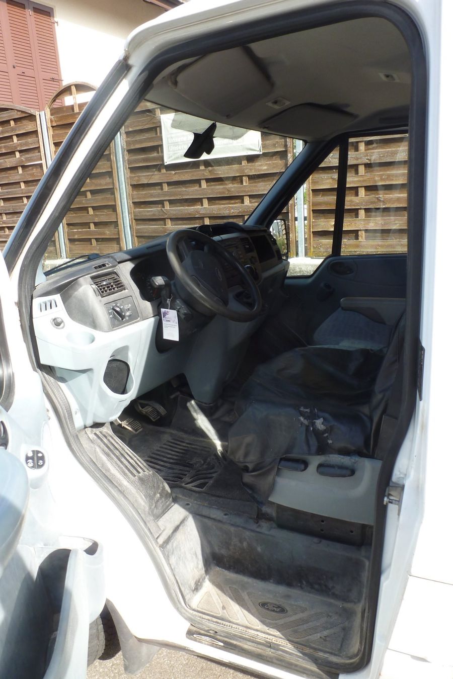 Ford Veicoli commerciali: Ford Transit mit Motorschaden – Difettoso da Leissigen venduto da ChUe06 5