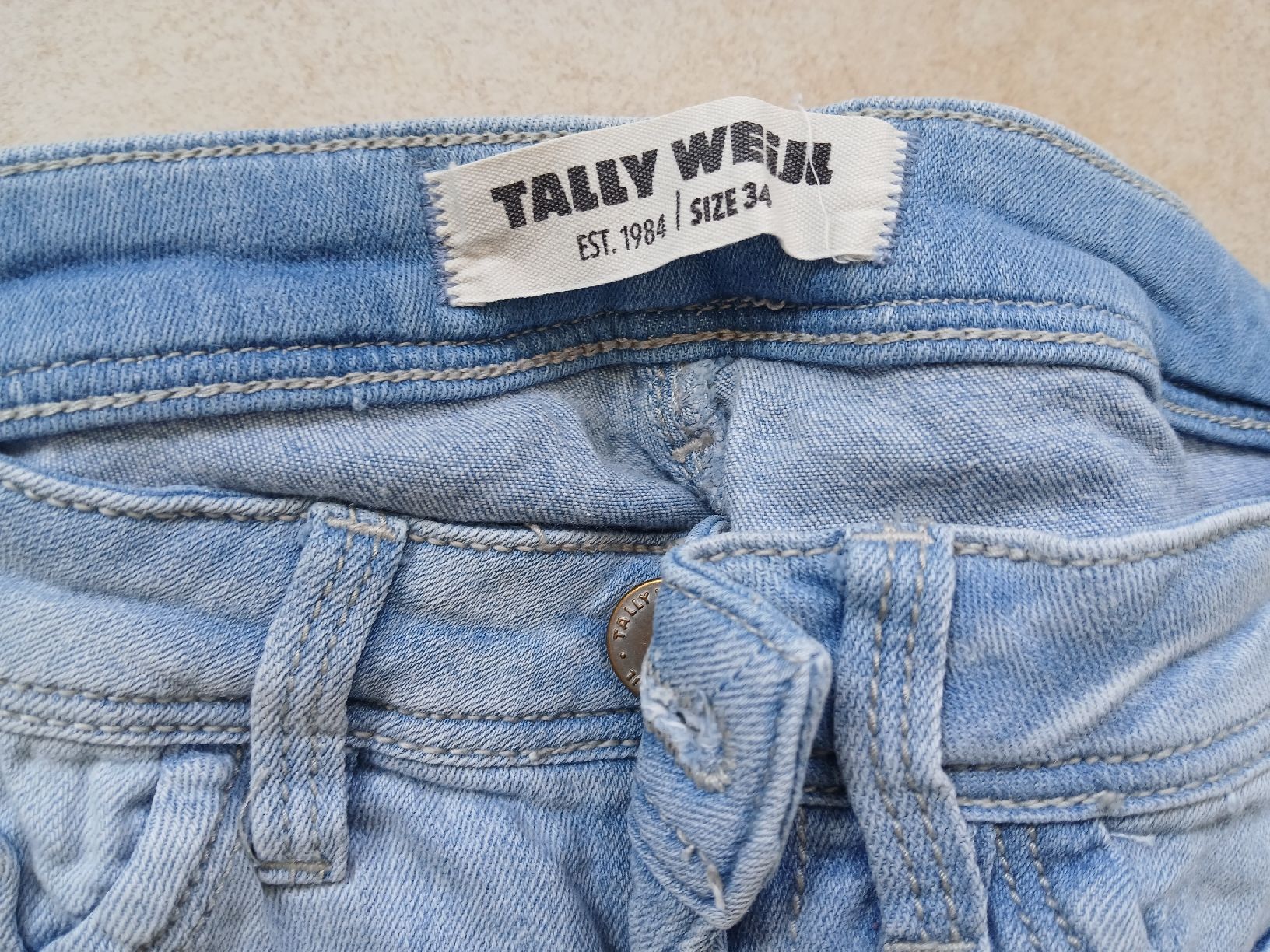 Pantaloni: Hosenpaket – Usato da Liestal venduto da piperpa 3