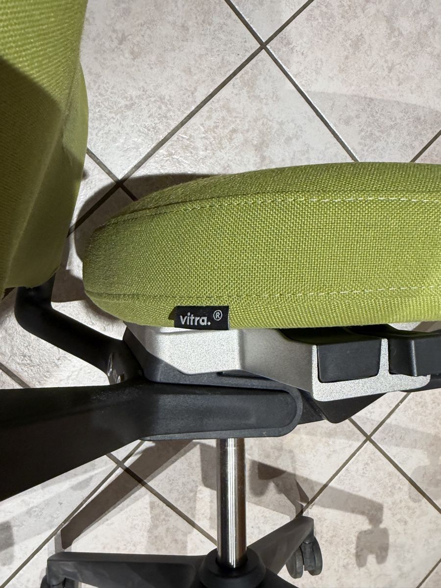Vitra Sedie: Bürostuhl Vitra – Usato da Duggingen venduto da D-Trade 1