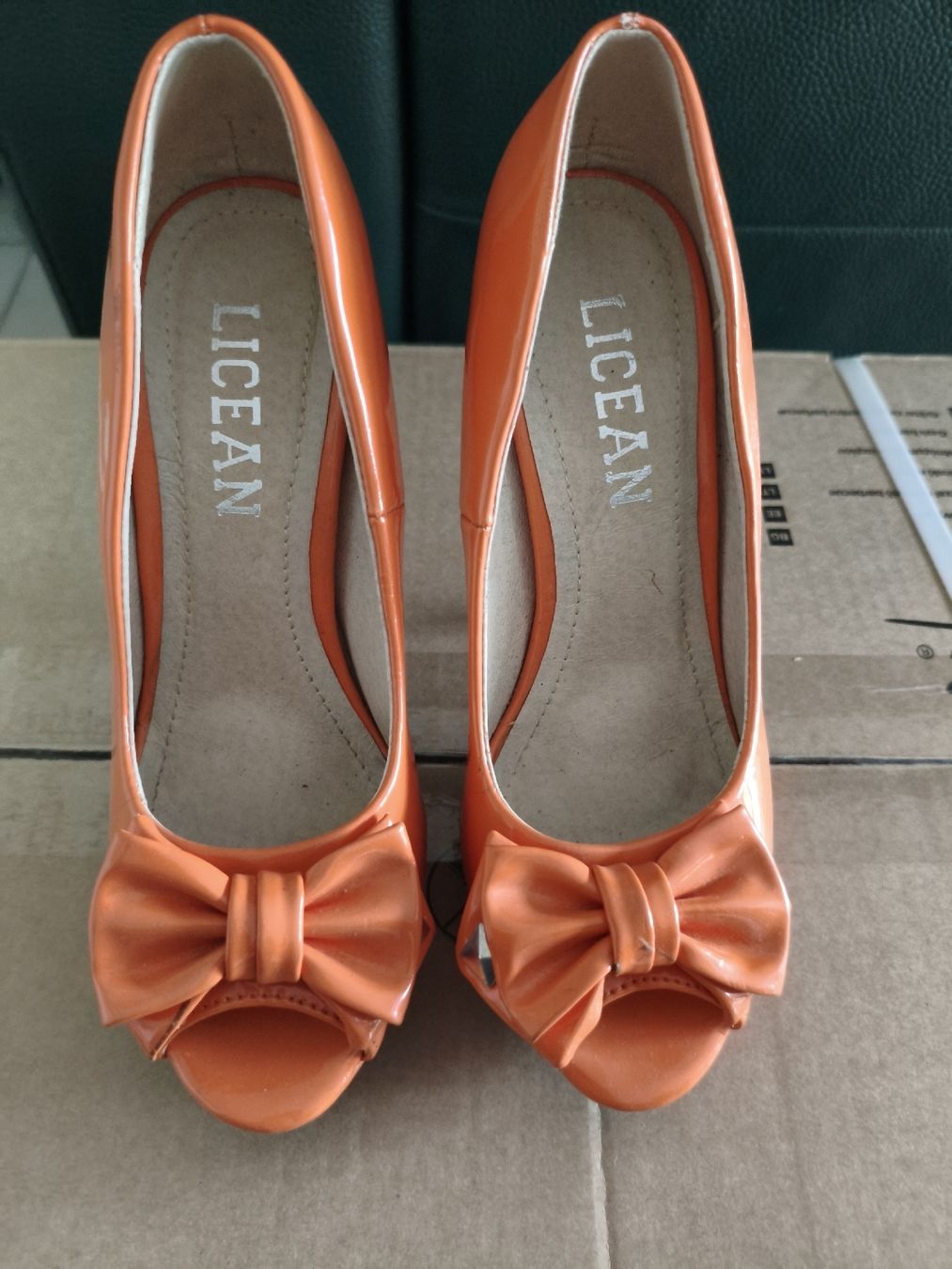 Scarpe da donna: Scarpe – Usato da Bioggio venduto da OresteIronix 3