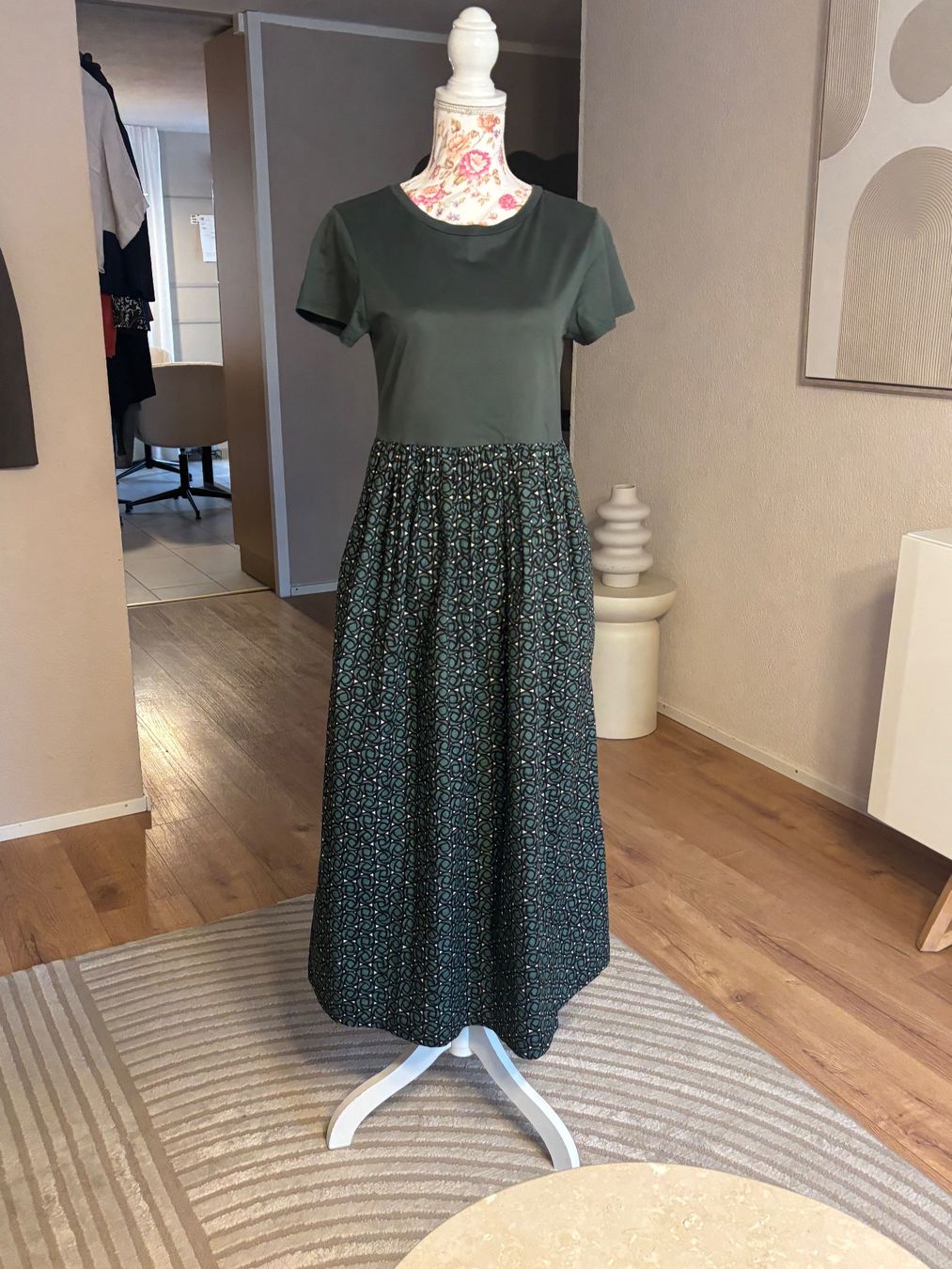 Max Mara Vestiti: Max Mara Weekend Maxi Dress 100% Baumwolle – Usato da St. Margrethen SG venduto da dijanaO 2