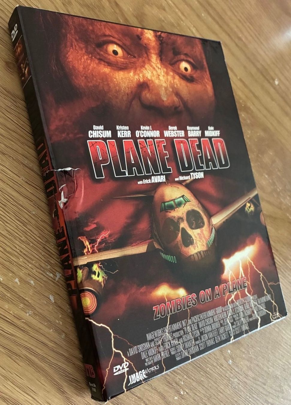 Tutti i DVDs: Plane Dead: Zombies on a Plane / DVD Hartbox – Usato da Bern venduto da RageMM87 4