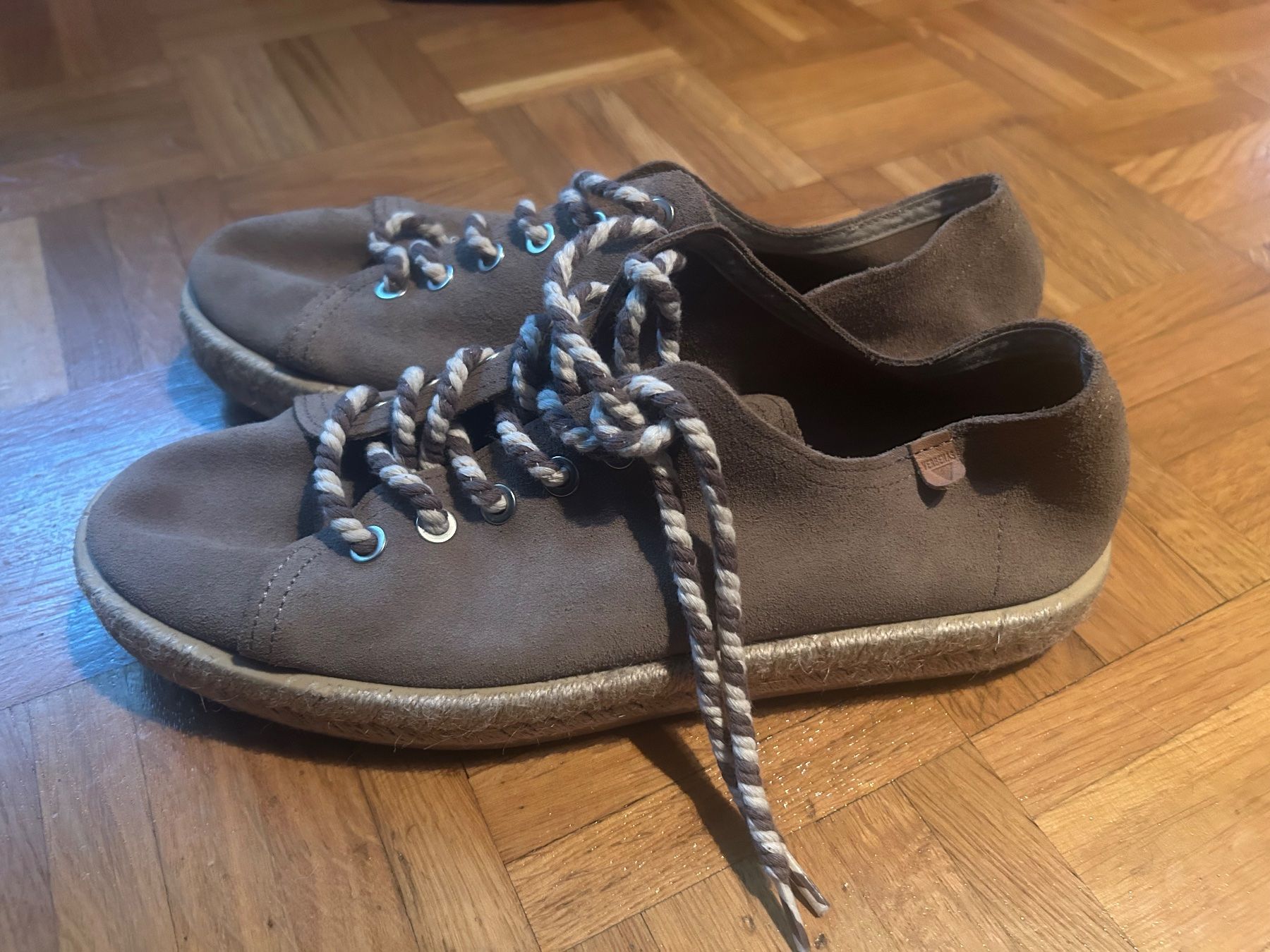 Damenschuhe: VERBENAS Leder Schuhe Gr. 40 – Gebraucht aus Genève von sunandwind
