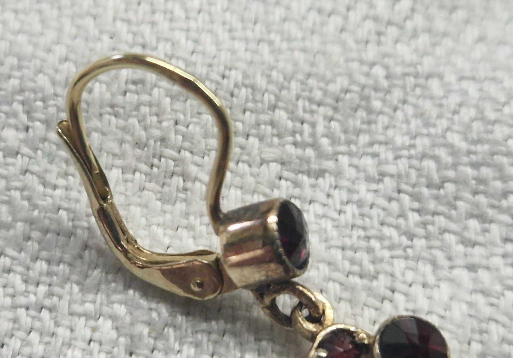 Boucles d'oreille: ORENRINGE GOLD MIT GRANAT – D'occasion à Bilten par Mic2022 3