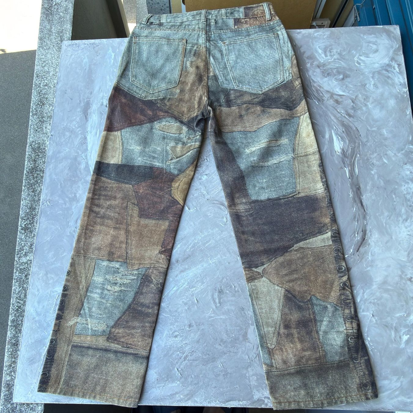Jeans: Jean Imprimé Patchwork Trompe-l'œil – D'occasion à Thônex par Suisse.Shopping 5