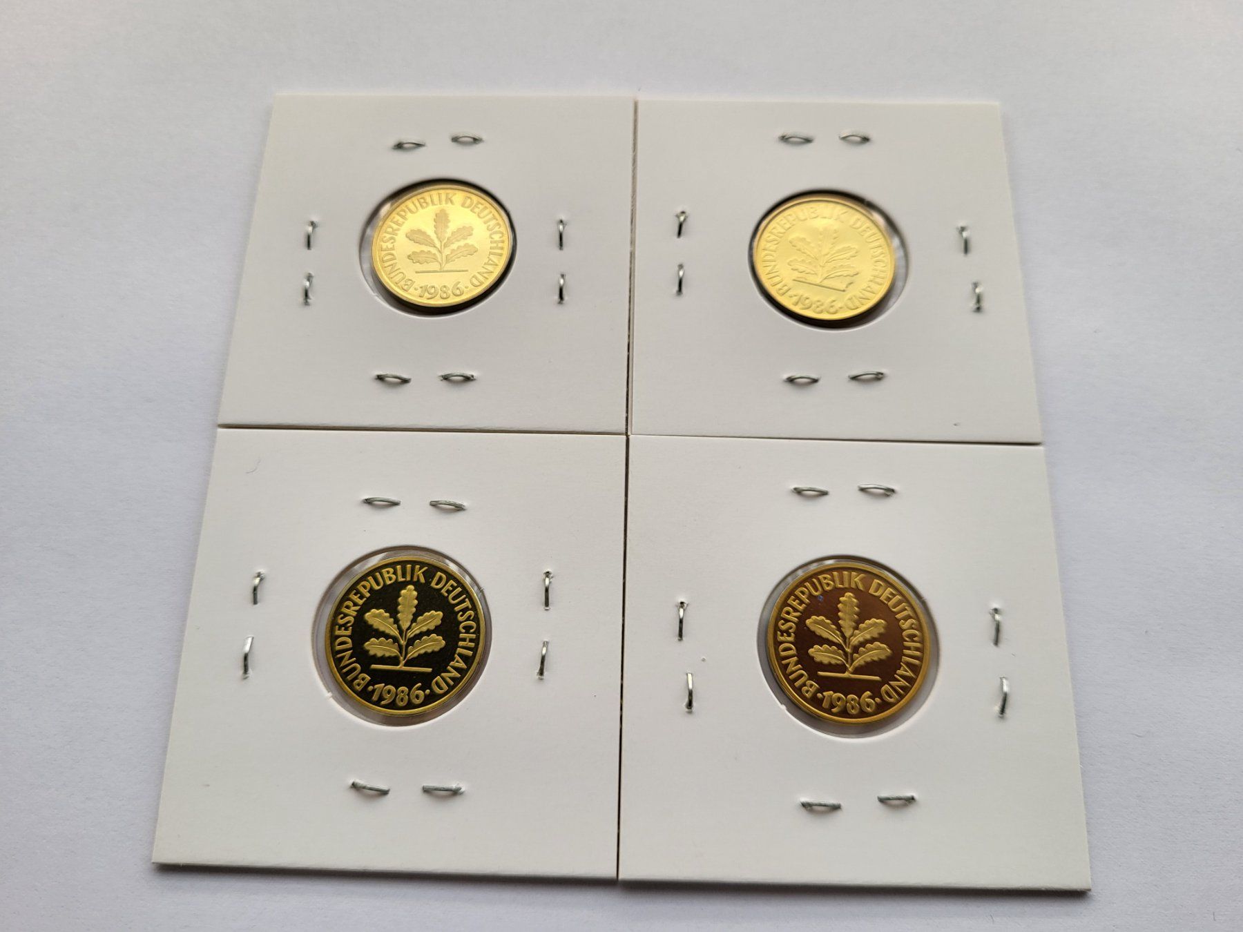 Tutti le monete: 5 Pfennig D-F-G-J 1986 PP – Nuovo (secondo la descrizione) da Pravidondaz venduto da LVtik 2