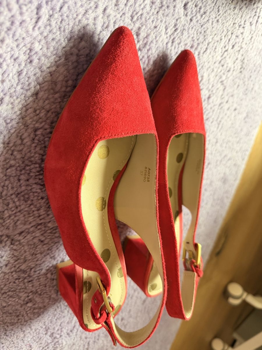 Damenschuhe: Boden Red Suede Slingback Block Heels, Size 37 EU Nice! – Neu (gemäss Beschreibung) aus Männedorf von iza04 6