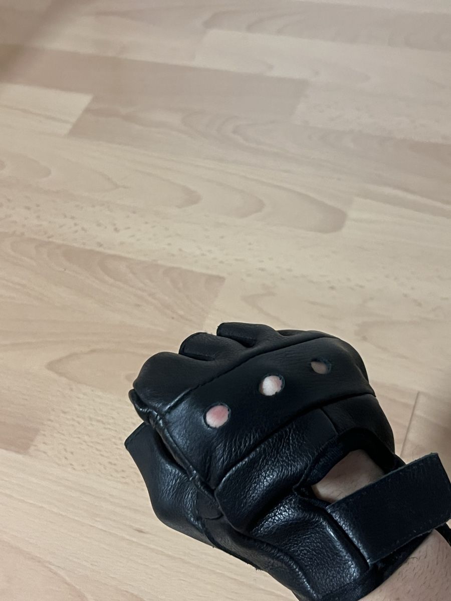 Gants & mitaines : Fingerlose Lederhandschuhe Schwarz Grösse M – Neuf (Voir description) à Oekingen par steph.67 2