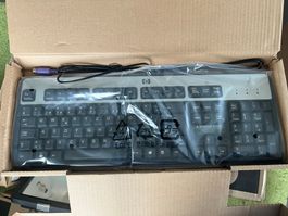 Mehrmals: Neue HP Tastatur mit Kabel PS2 Stecker