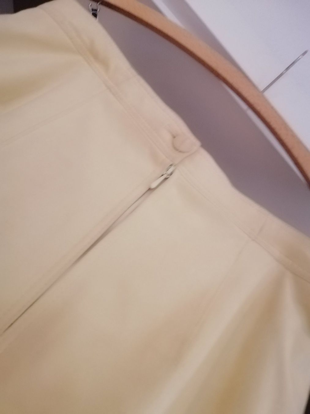 Gonne: Alcantara Jupe, Couture – Usato da Rheinfelden venduto da Cleopatra2000 3