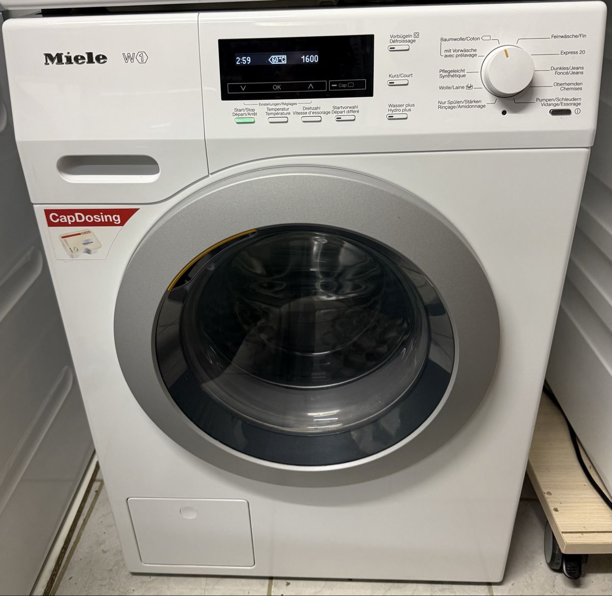 Miele Lavatrici: Miele Waschturm 8Kg A+++ – Nuovo (secondo la descrizione) da Kilchberg ZH venduto da Rei_9 3