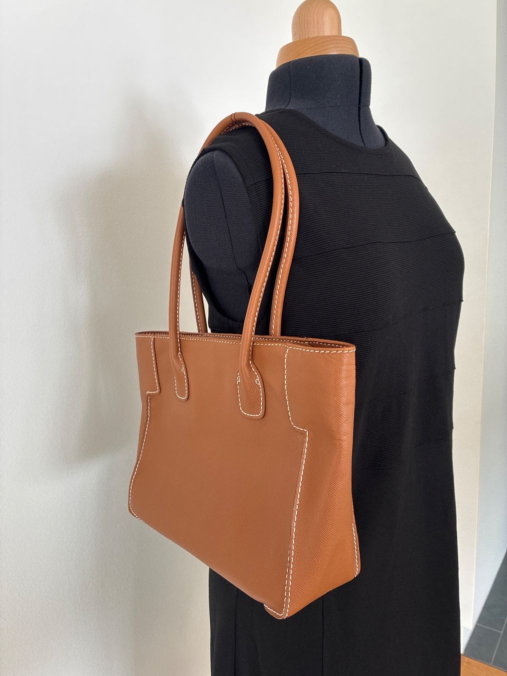 Taschen für Damen: Schicke Lederhandtasche – Gebraucht aus Uitikon Waldegg von nanigl 6