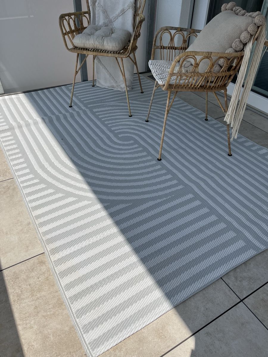 Teppiche: Outdoor Teppich  – Neu (gemäss Beschreibung) aus Pfäffikon ZH von Carmen_hcd