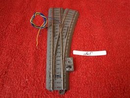 1 Elektro-Weiche Rechts  H0 von Märklin .Anschlüsse