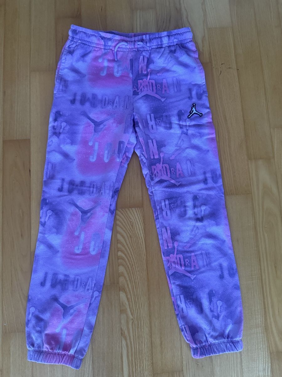 Jordan Hosen: Jordan Jogginghose – Neu (gemäss Beschreibung) aus Liestal von esi79