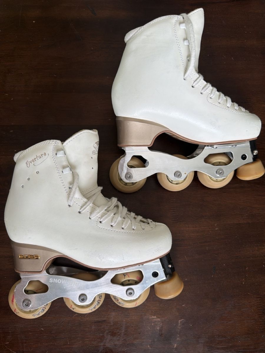 Pattini in linea & Pattini a rotelle: Roller skates - EDEA "Overture" - Snow White (Size 240) – Usato da Genève venduto da wie_8zbm