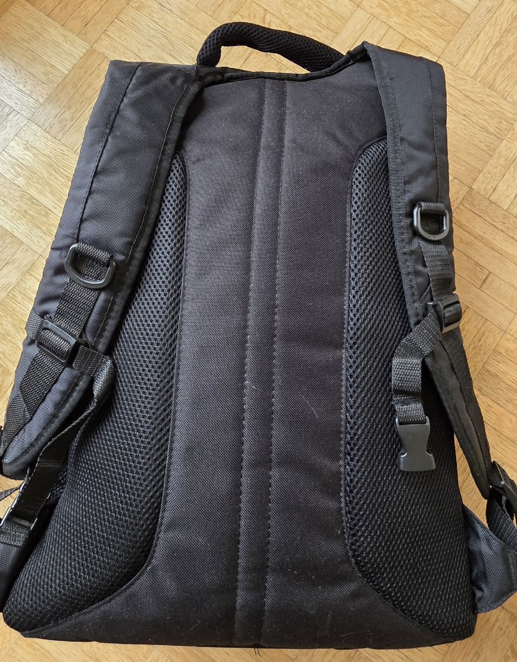 Zaini: Sac à dos ASUS pour PC portable/gaming – Usato da Yverdon-les-Bains venduto da van_dq65 4