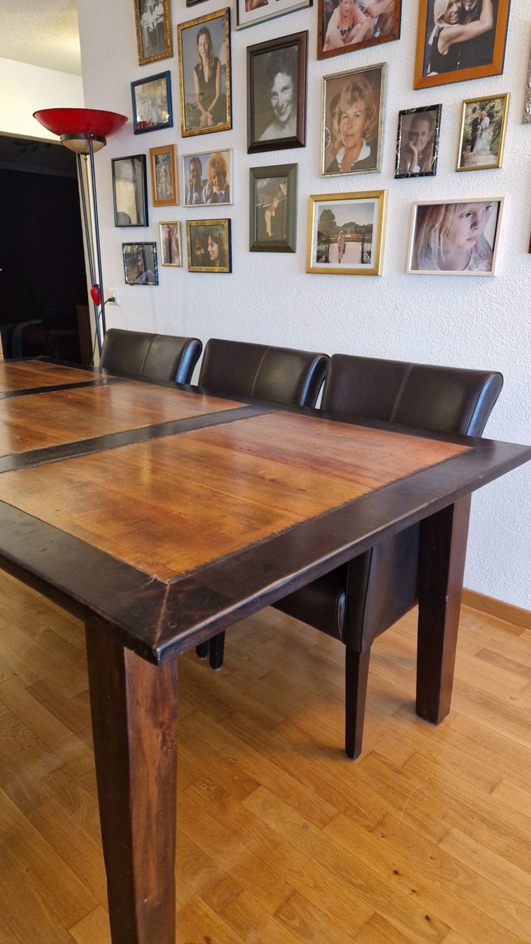 Tische: Massiver Esstisch, aus Mangoholz – Gebraucht aus Berikon von colorena 2