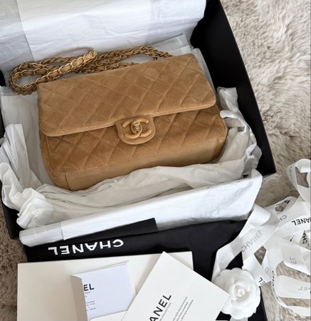 Chanel Season 25/26 Tasche Wildleder Camel