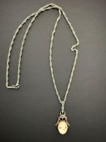 Antike Vintage Kette mit Kamee Anhänger, silber
