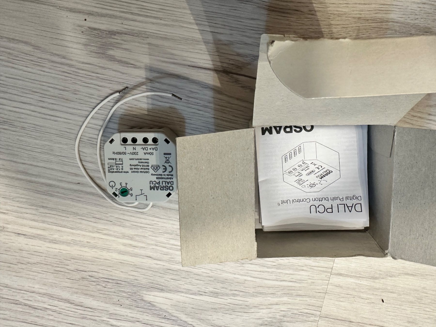 Feller Spine: Osram Dali PCU Steuergerät – Nuovo e nell'imballaggio originale da niederhasli venduto da rami016
