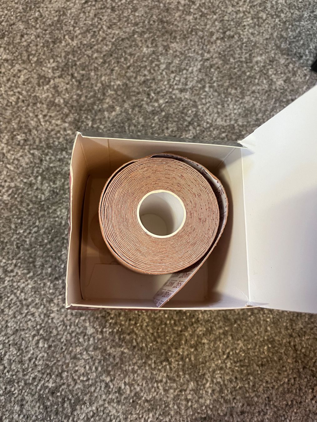 Altra biancheria intima: Magic Bodyfashion Brust Tape "Caramel" – Usato da Kriessern venduto da loolah 1